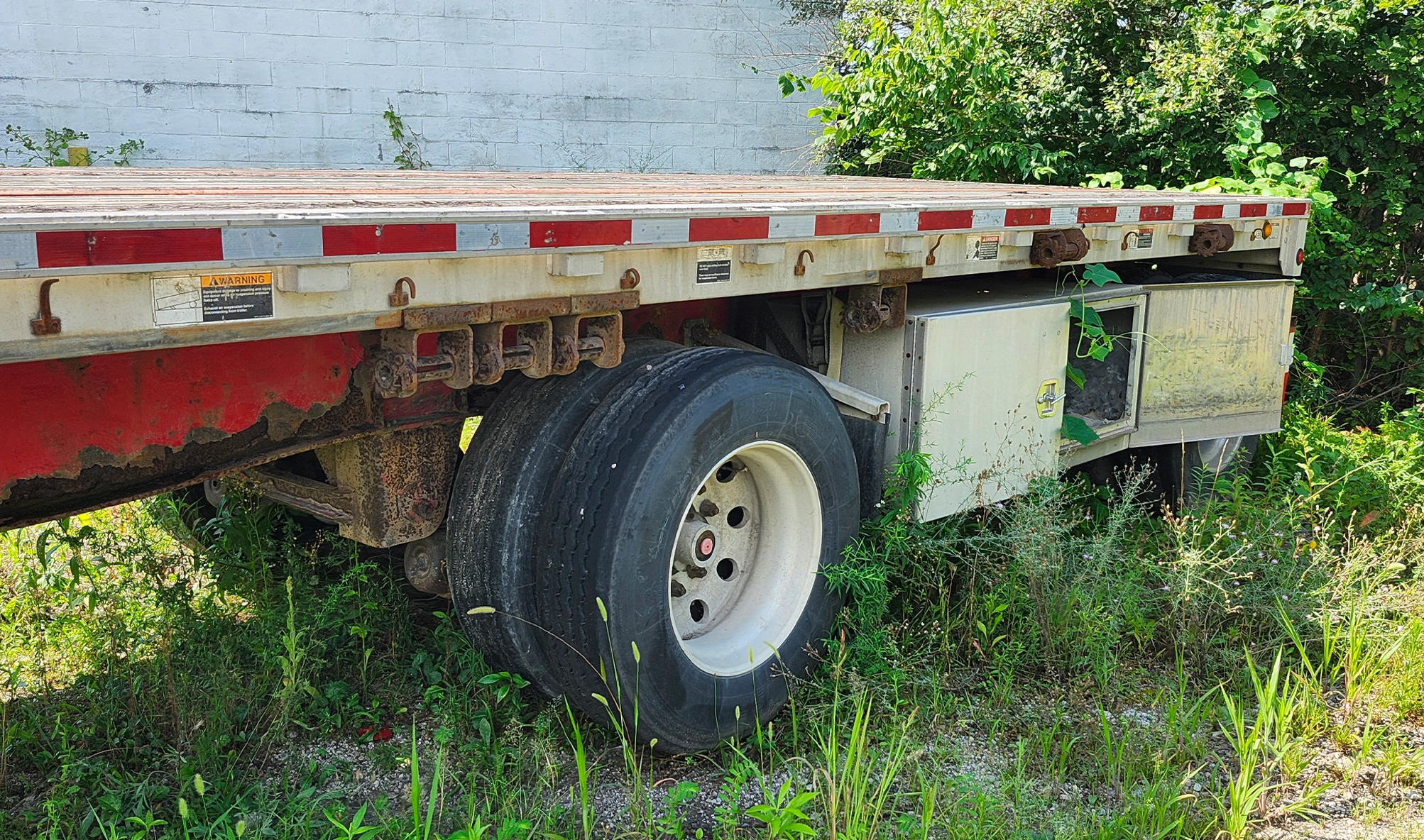 Axles and hubs